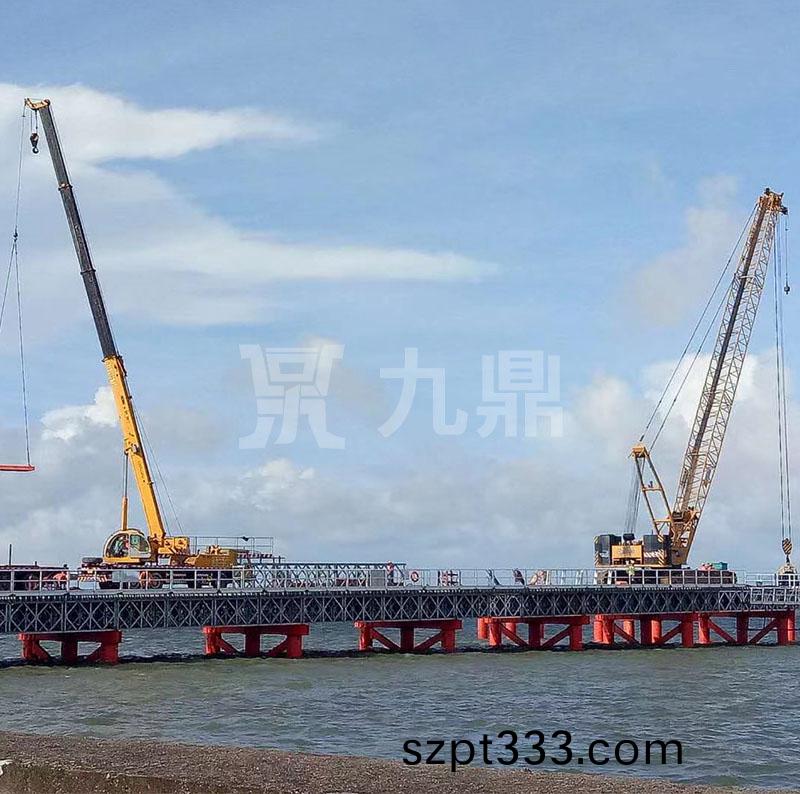鋼(gang)便橋(qiao)闆(ban)麵(mian)舖設后的(de)連接要(yao)求(qiu)